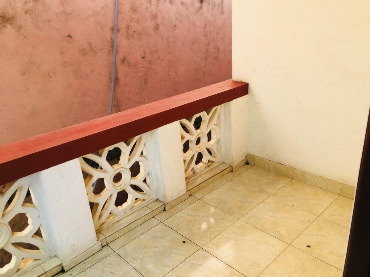 White House Daire Negombo Dış mekan fotoğraf